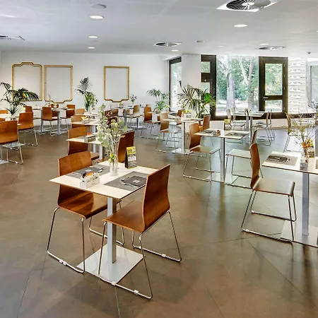 ホテル Sercotel Gran Zurbaran 4*