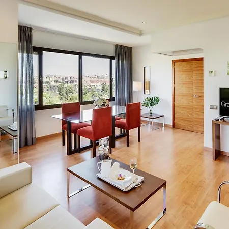 ホテル Sercotel Gran Zurbaran 4*