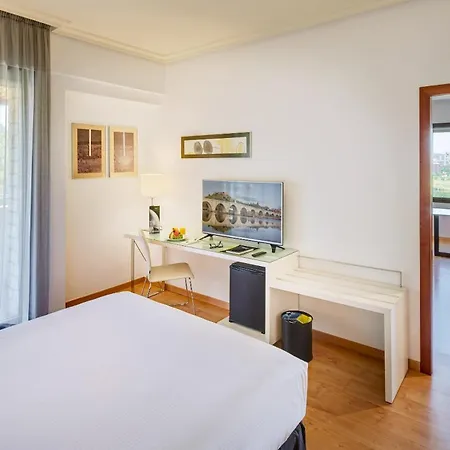 Sercotel Gran Zurbaran Hotel