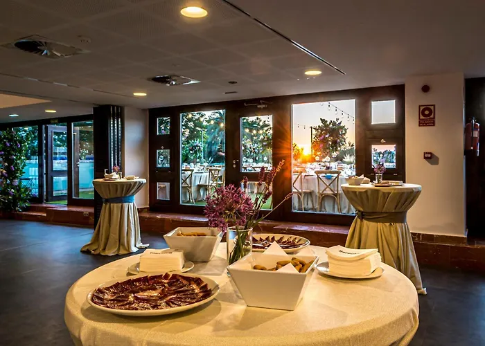 Szálloda Sercotel Gran Zurbarán