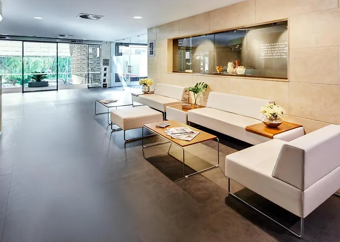 Sercotel Gran Zurbarán Szálloda 4*