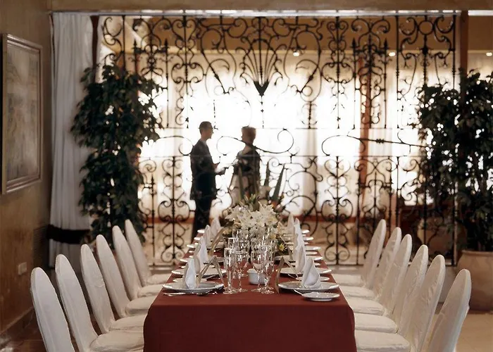 Szálloda Sercotel Gran Zurbarán 4*